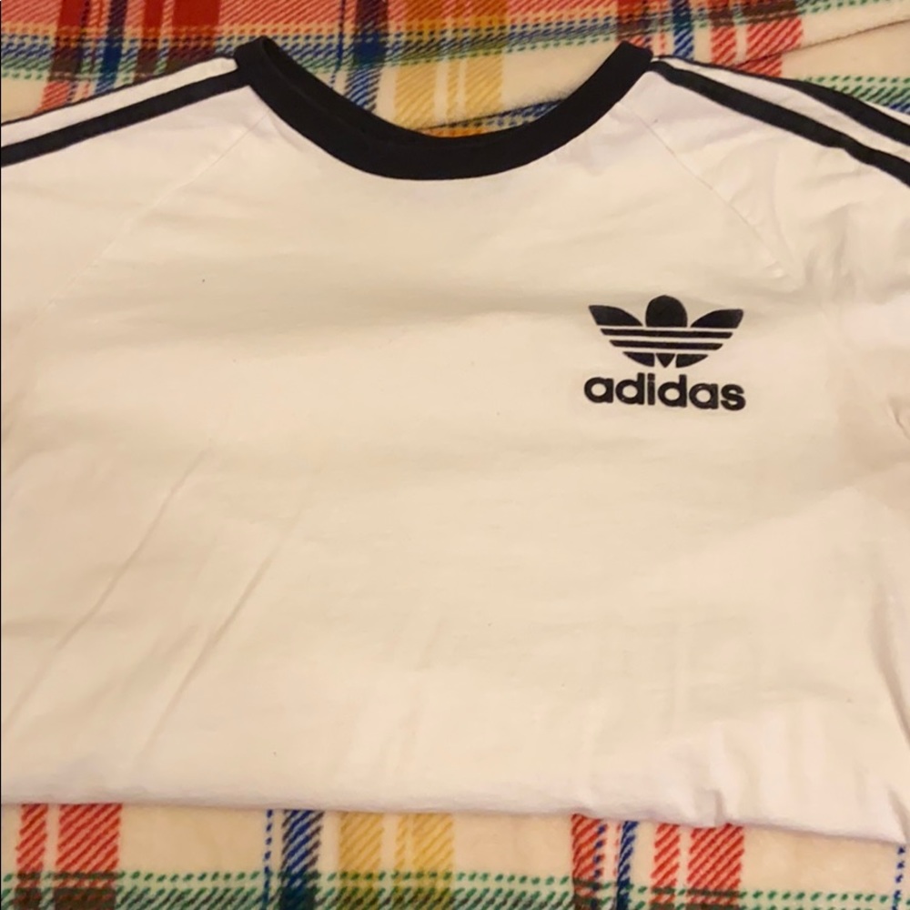 Adidas tee